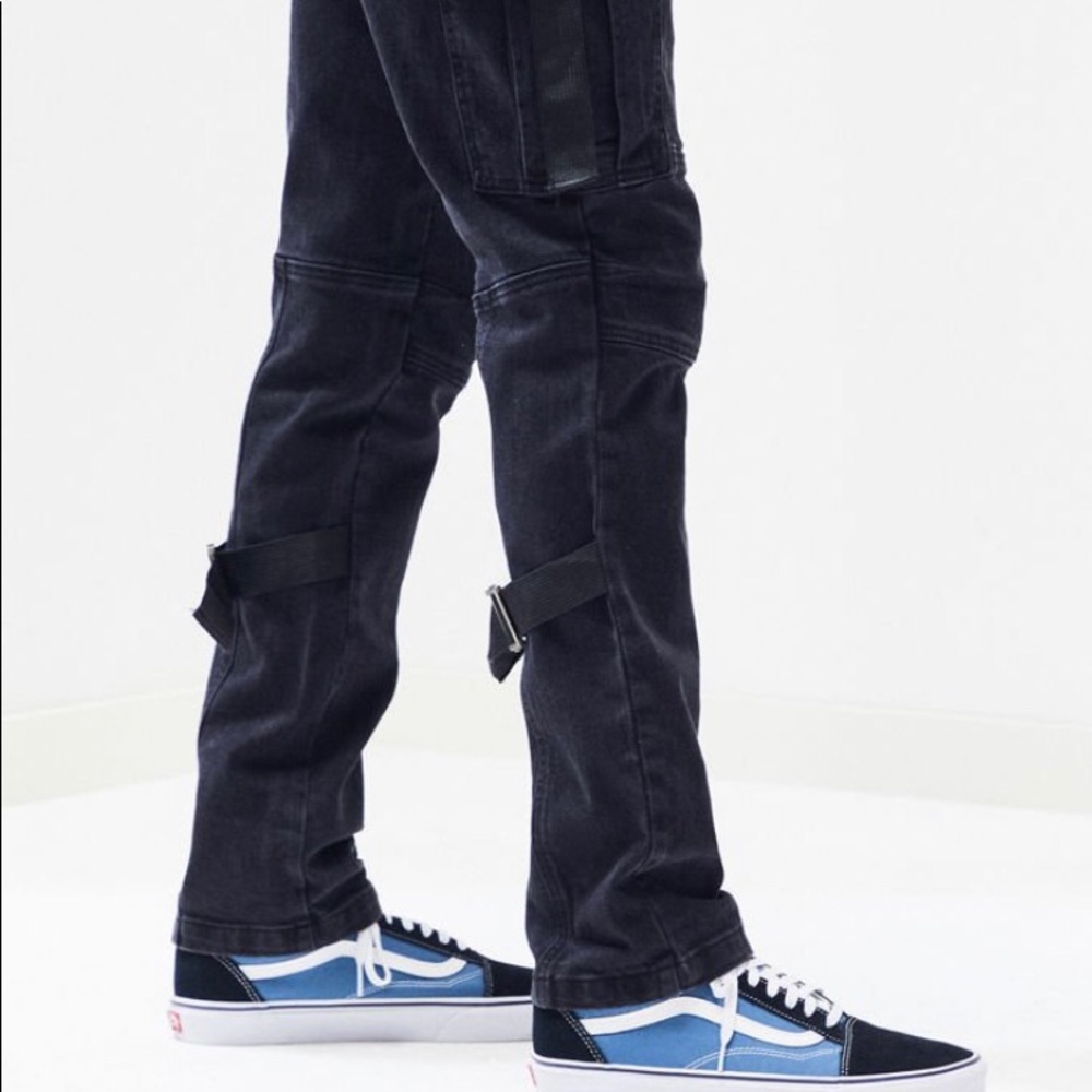 PacSun Workwear Black Cargo Slimfit Jeans - Picture 2 of 5
